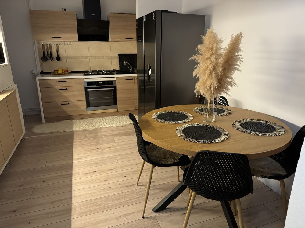 Casa | Odobescu | 3 Camere | Centrala Proprie. - Poză 1