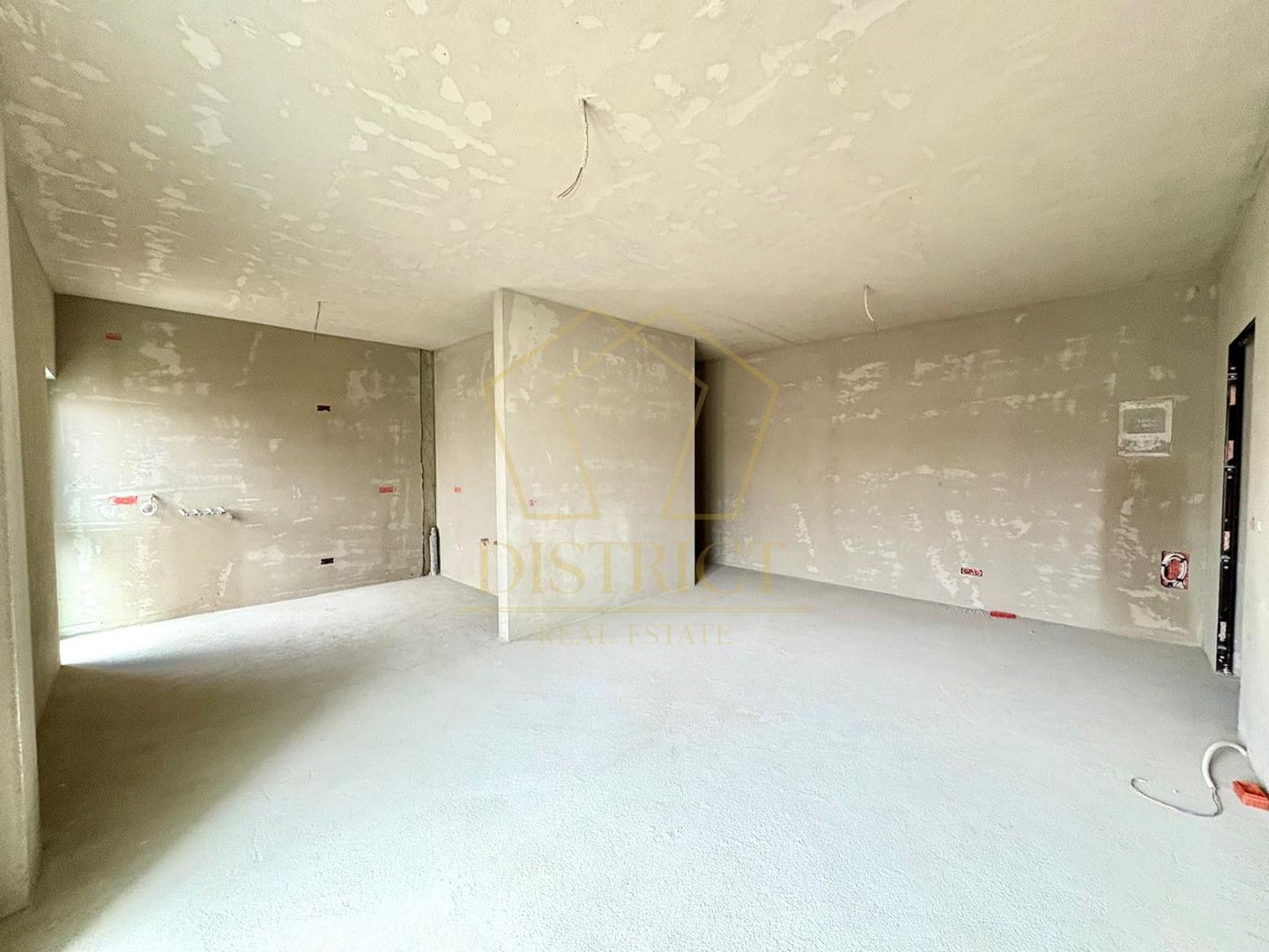 Apartament superb cu 4 camere langa Esso I Giroc - Poză 4