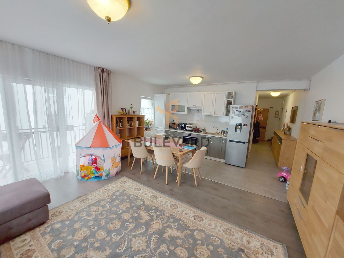 Apartament  cu 2 camere, zona strazii Valea Garboului! - Poză 2