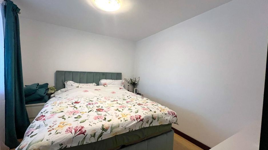 Teren 500 mp cu două clădiri Sisesti-Vatra Noua - Poză 5