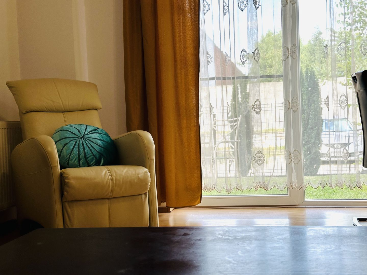 Curte proprie 82 mp | 2 camere, 52 mp | La 10 min de centrul orasului - Poză 3