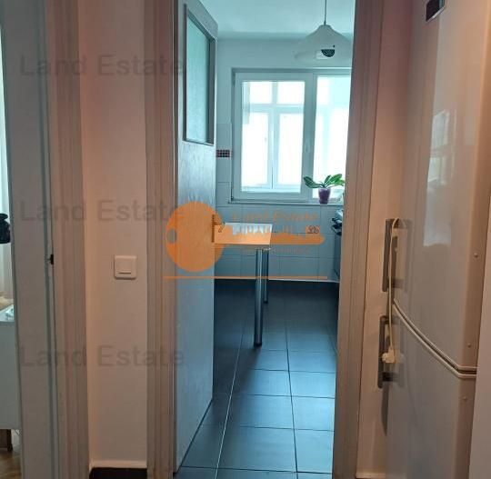 Apartament cu 2 camere in zona Giulesti (Bloc Reabilitat) - Poză 9