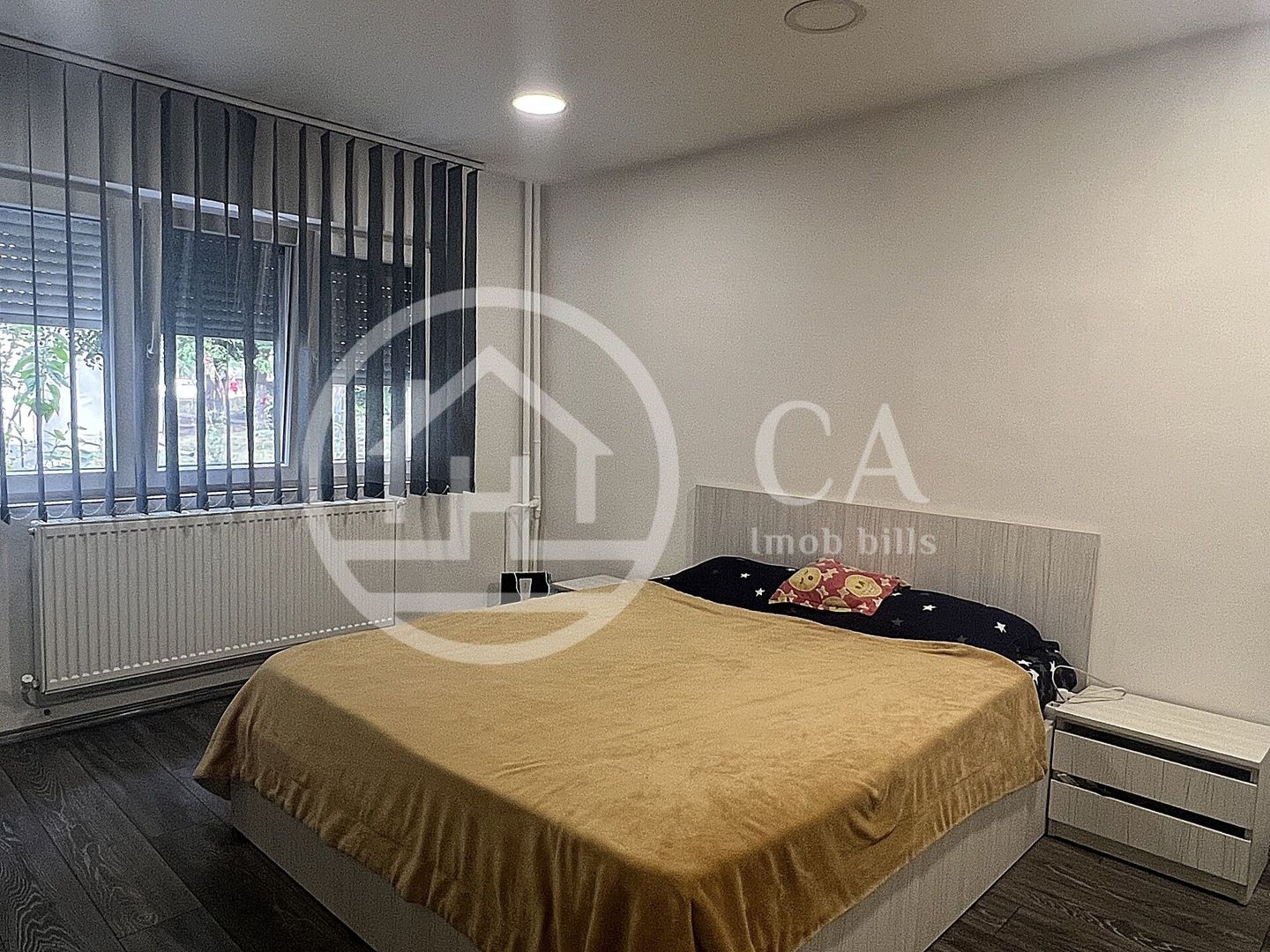 Apartament cu o camera de vanzare in Rogerius Oradea - Poză 1