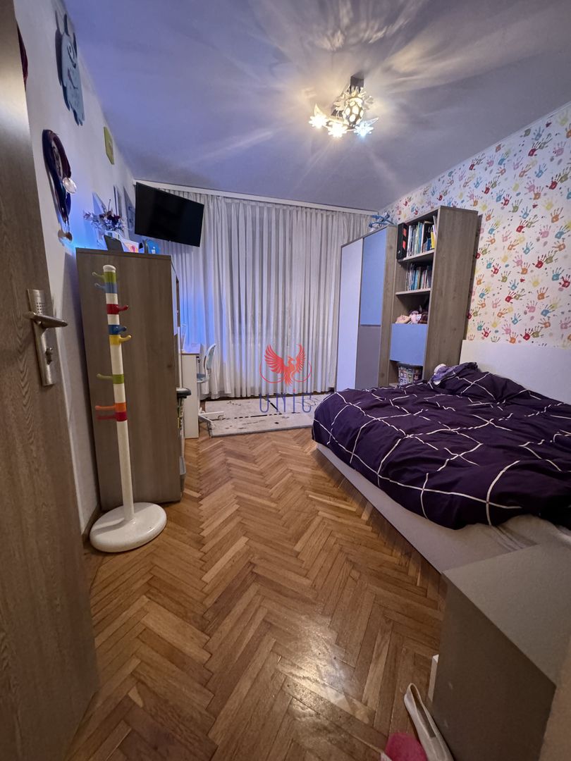 Rafinament si Spatiu Generos: Apartament de Lux cu 4 Camere - Poză 7