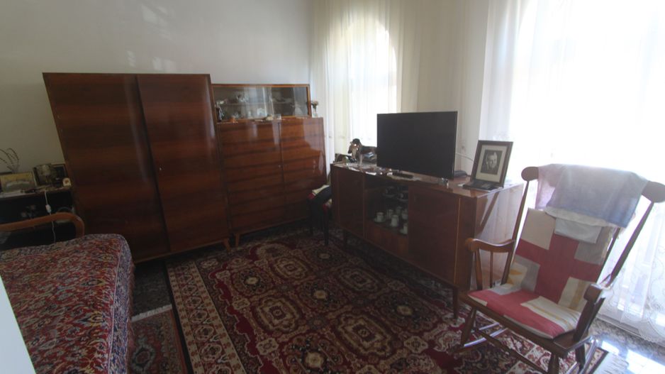 Casă / Vilă cu 8 camere de vânzare în zona Semicentral - Poză 14