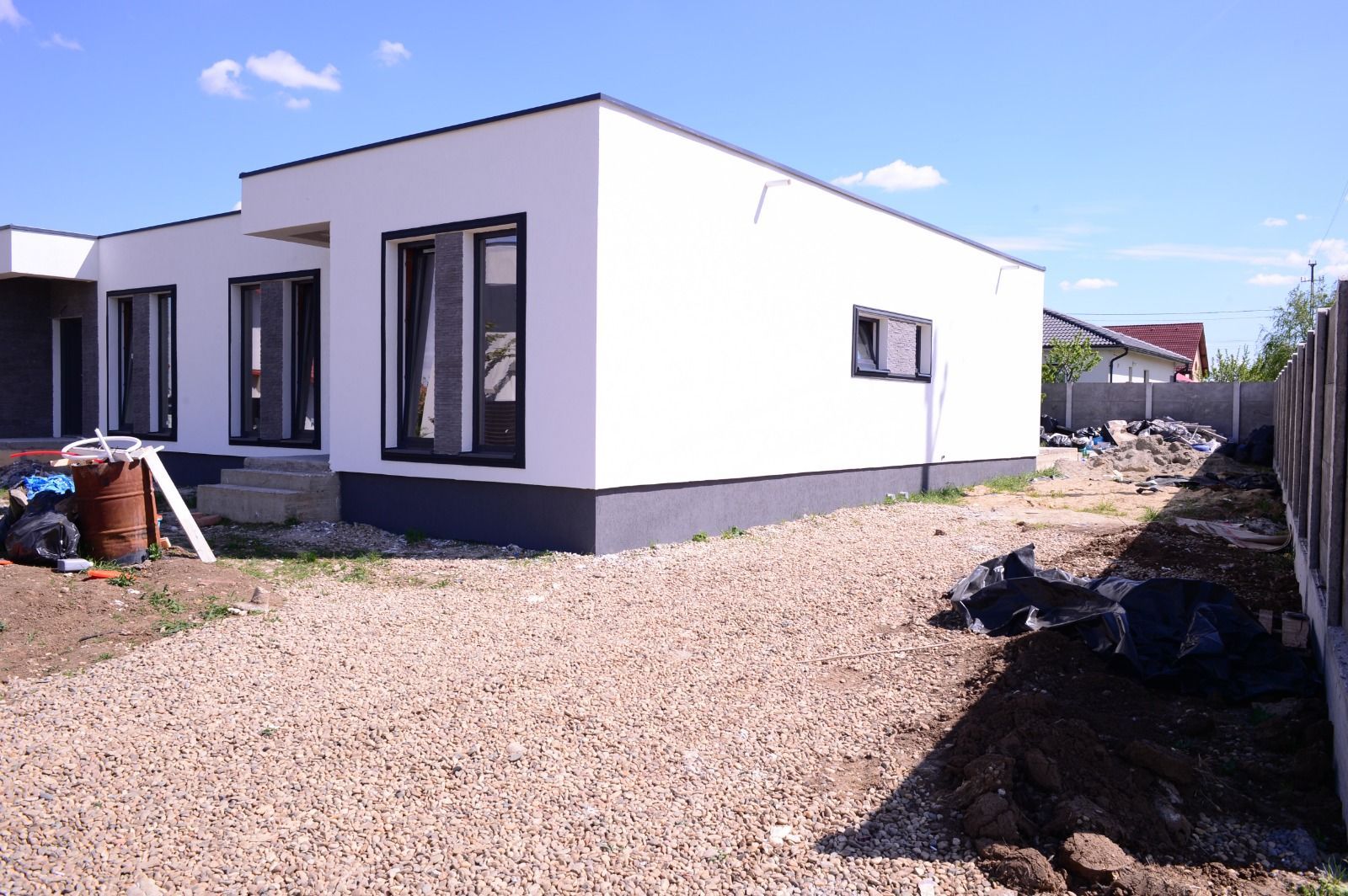 Sanandrei, Duplex pe PArter , 3 Dormitoare, 2 bai, Dresing, Perete Dublu - Poză 4