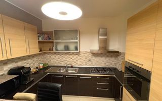 Apartament 3 camere lux zona centrala - Poză 4