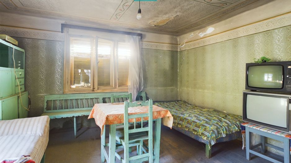 Casă de vacanță de vânzare în Tauț - Poză 10