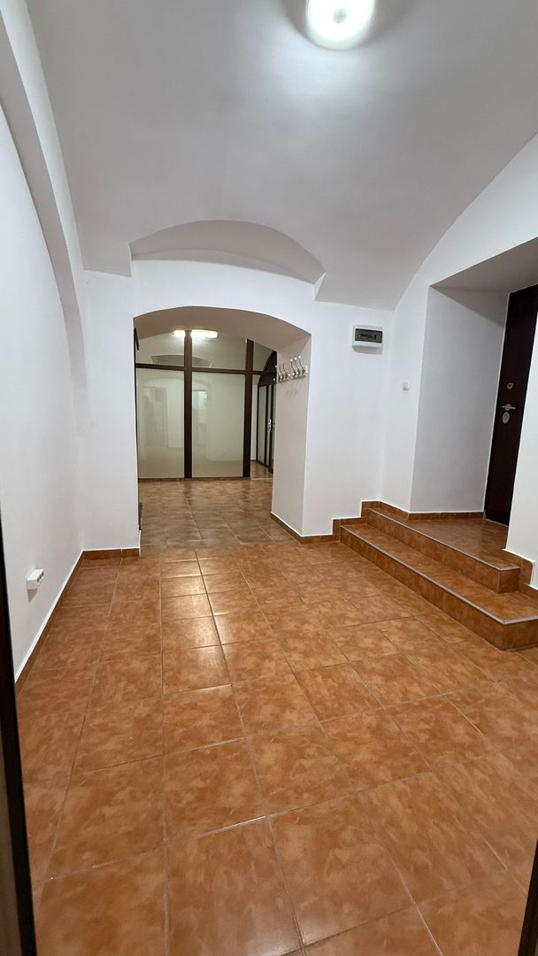 Ultracentral – Str. Lucian Blaga | Acces individual | Parcare în curte - Poză 15