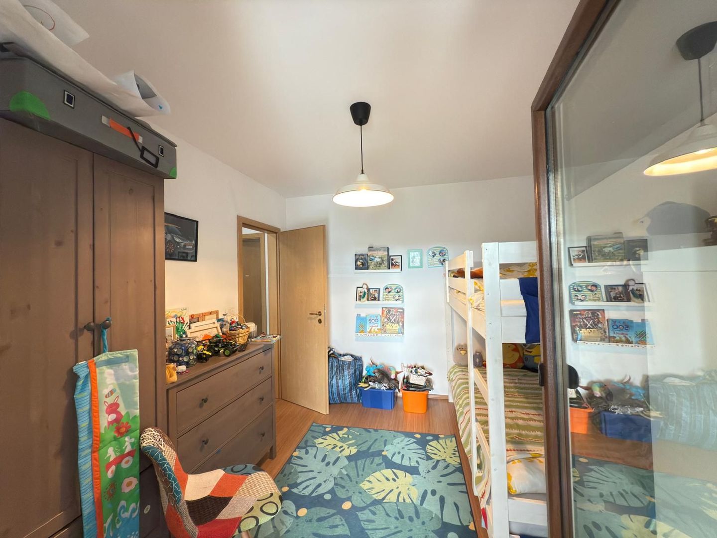 Pozitie excelenta - situata la margine. 3 dormitoare. Curte mare. - Poză 11