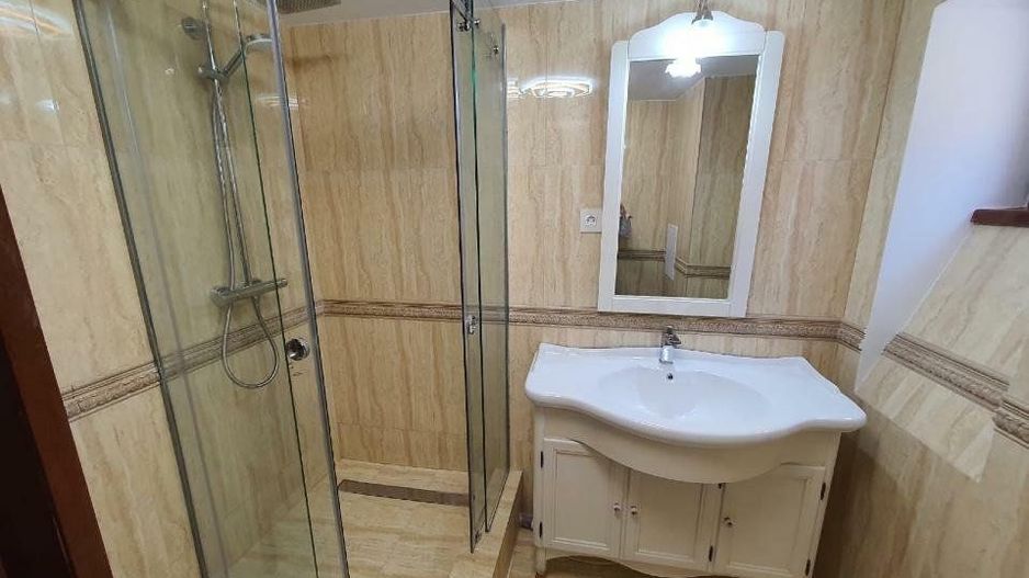 Închiriem ap in casa Cotroceni - Poză 14