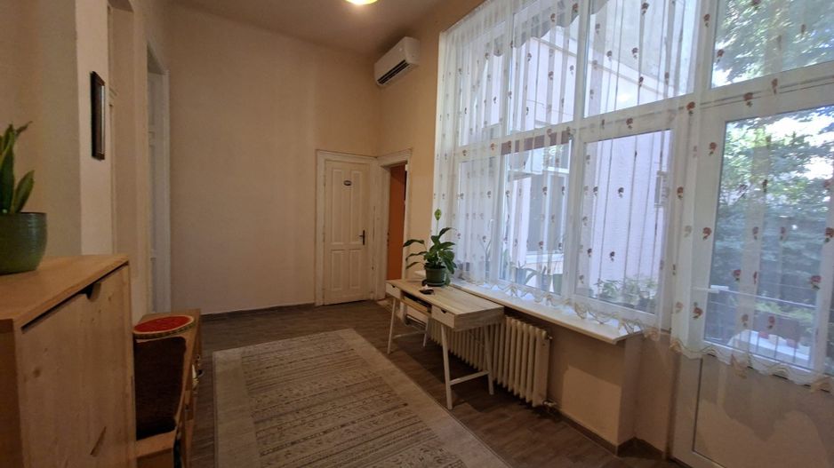 Apartament generos 4 camere la 5 minute de Piața Victoriei - Poză 3