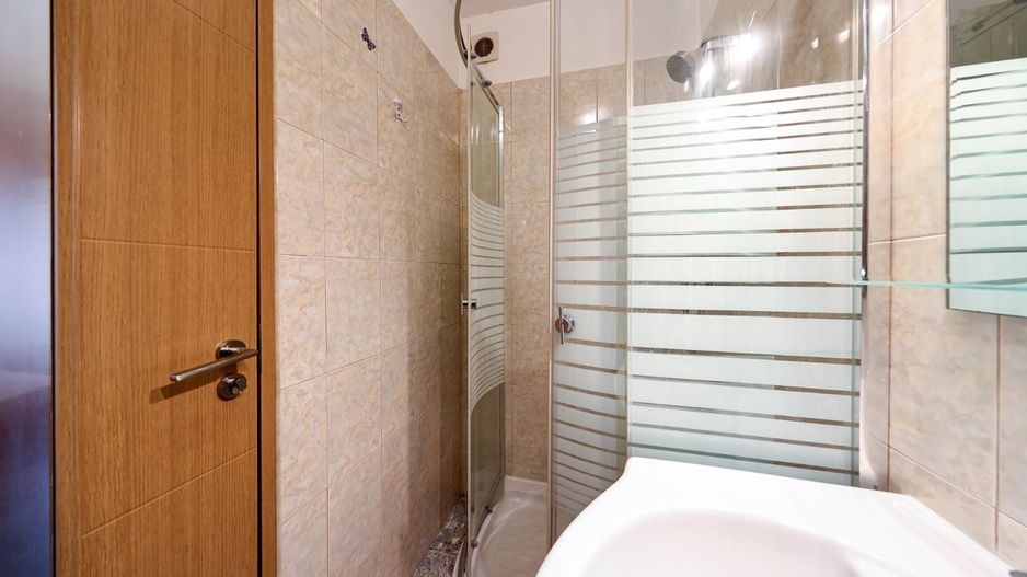 Garsoniera 21 mp Cartier Tractorul - Poză 5