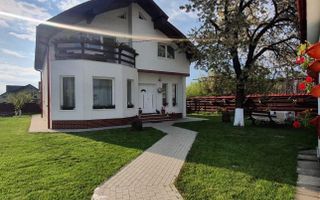 Case cu 7 camere, curte proprie + spălătorie, în Sighetu Marmației - Poză 29