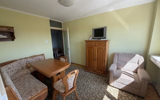 Apartament 4 Camere | Decomandat | Etaj  |  Cetate - Poză 2