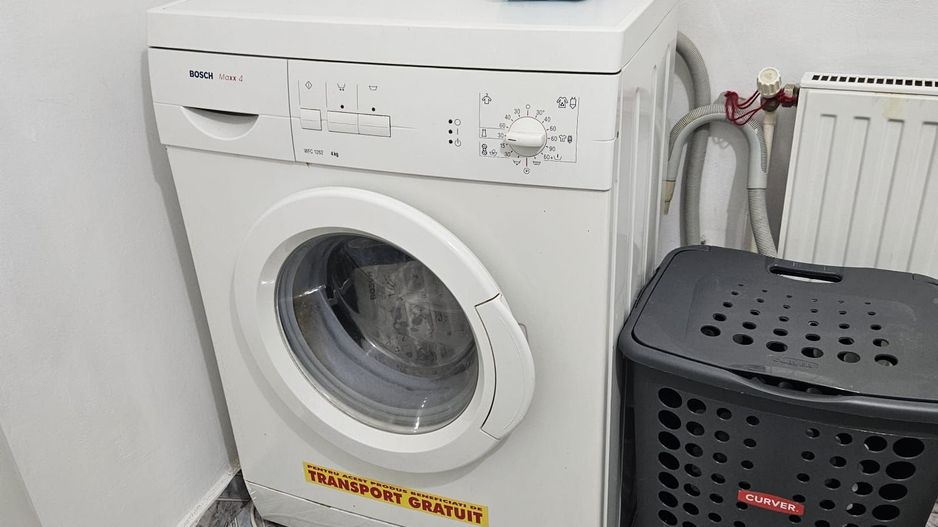 Parcul Trandafirilor, garsoniera in bloc de apartamente, loc parcare - Poză 11