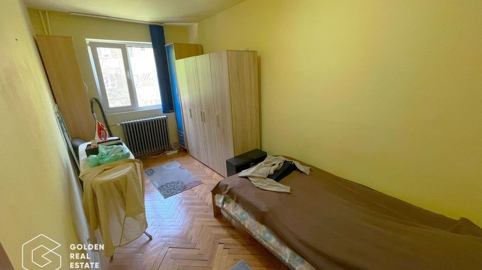 Apartament cu 3 camere, decomandat, etaj intermediar, zona Dacia - Poză 5