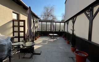 Imobil 650 mp utili, zonă centrală, comercială și trafic intens - Poză 2