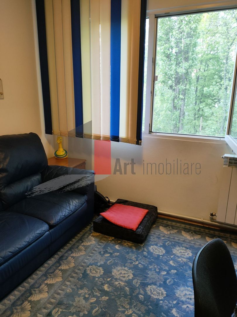 Vânzare apartament semidecomandat 4 camere cu centrală Bd. Obregia - Poză 46