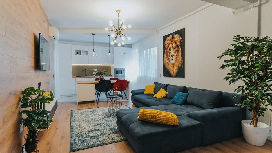 3 camere, ultracentral, Oradea. 205 000 E + TVA. Comision 0 - Poză 5