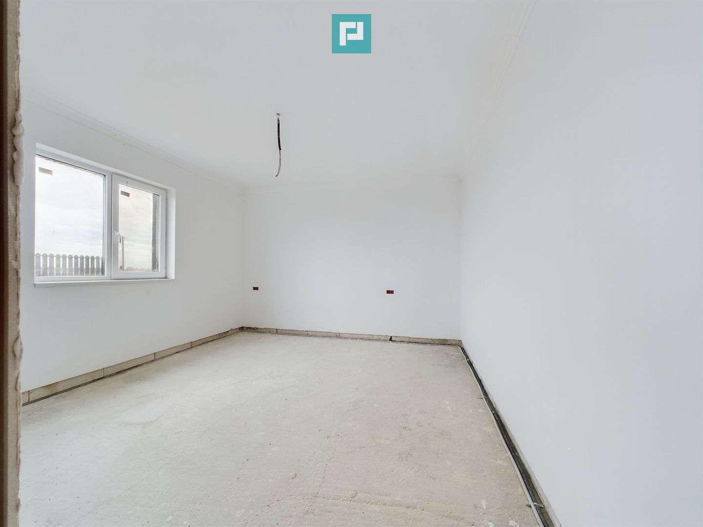 Casă individuală în Pădureni - Poză 5