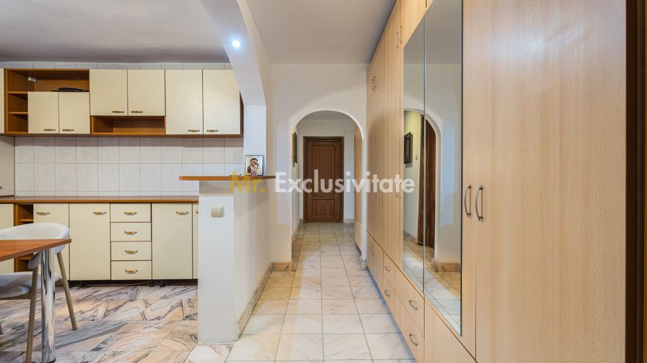 4 camere cu boiler, 13 Septembrie - Poză 18