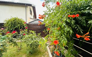 Parter cu structură pentru etaj, curte amenajată și organizare impeca - Poză 18