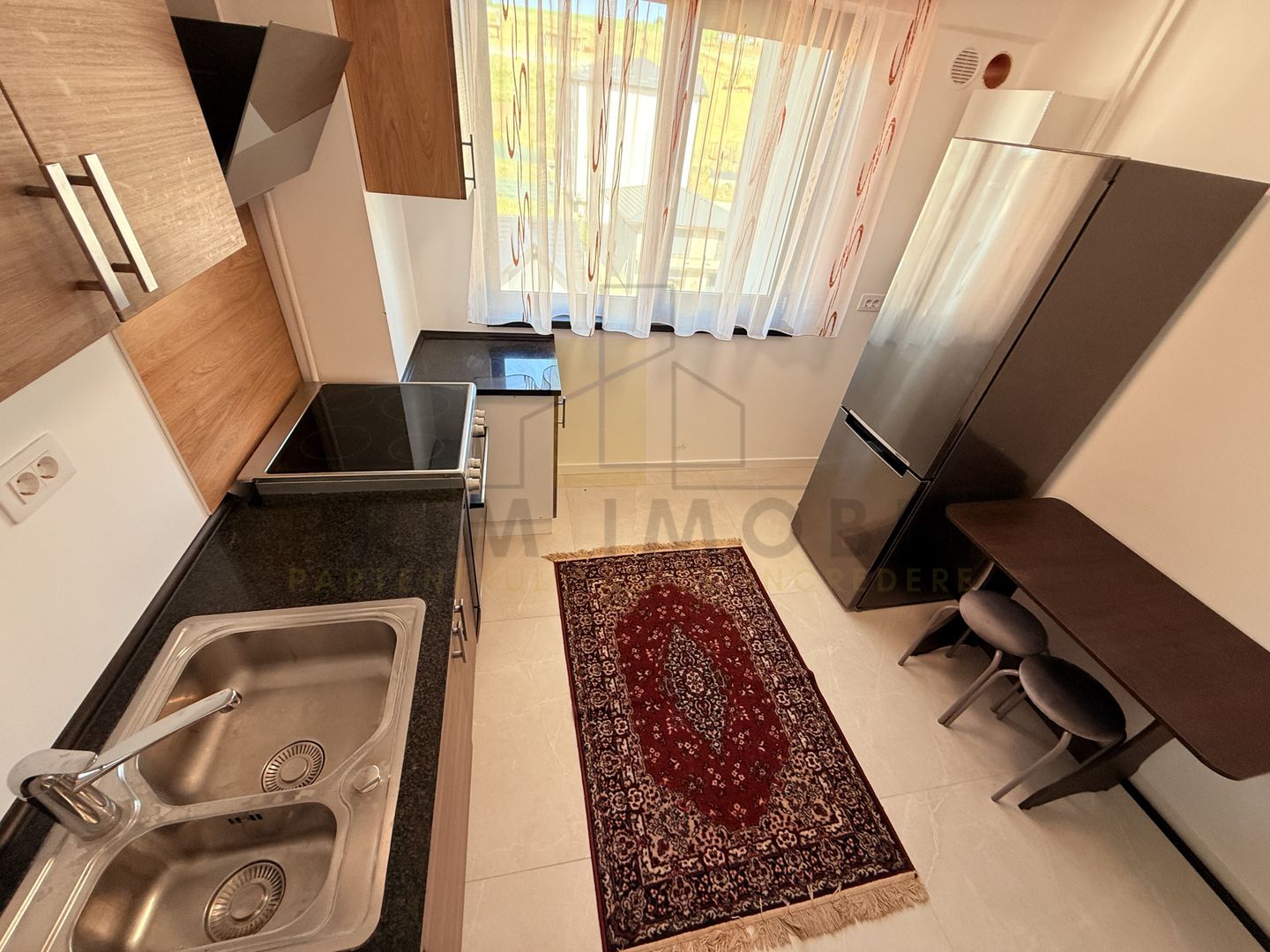 1 Camera decomandat, Prima inchiriere, Bloc nou - parcare inclusa - Poză 4