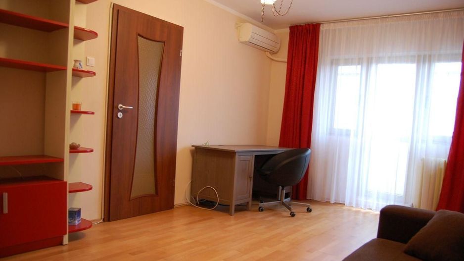 De Închiriat: 2 Camere Decomandat | Metrou Tineretului & Timpuri Noi - Poză 3