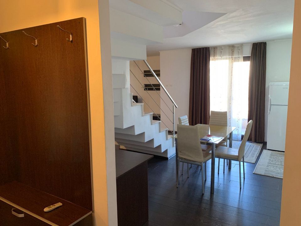 Inchiriere Penthouse zona Calea Bucuresti - Poză 2