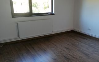 Casa /Vila de inchiriat Bucium - 850 euro - Poză 2