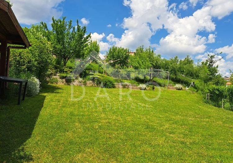 Casă de vânzare, teren 1040 mp - Poză 13