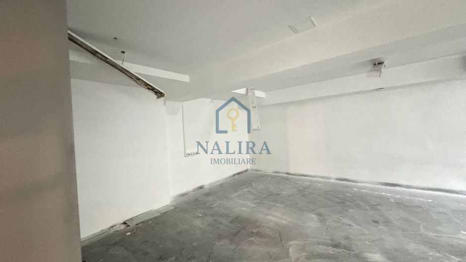 Spatiu comercial de inchiriat- parter - in cladire de birouri Olteniei - Poză 11