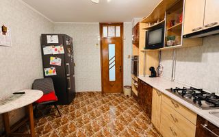 De vanzare apartament cu 4 cam dec. in Galati, piata Centrala, etaj5/7 - Poză 4