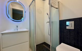 Vila cu 5 camere // * 565 mp gradina* // Tunari - Poză 27