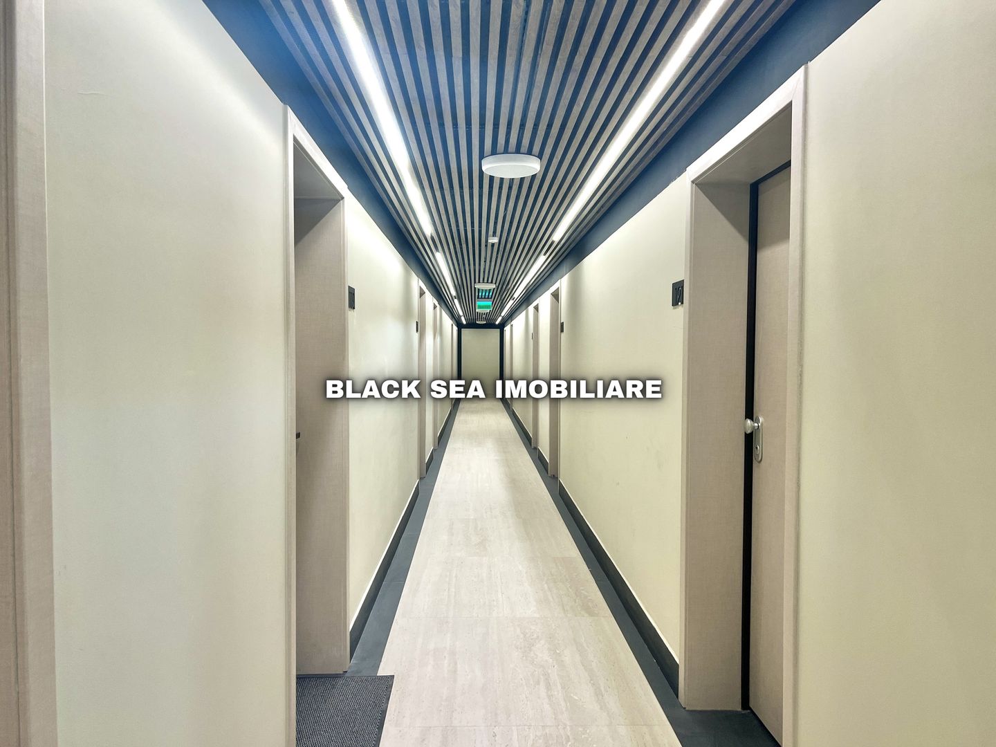 Studio Exclusivist in Mamaia Nord l Prima Linie - Parcare Privata - Poză 5