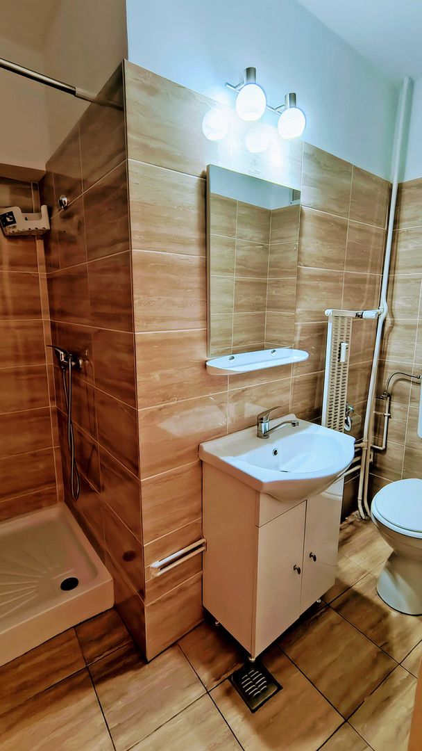 Inchiriez Ap 4 cam 110 mp cochet 2 bai Piata 1 Mai  Kiseleff - Poză 7