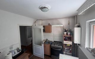 Apartament 2 camere de vânzare – Tractorul, str. Bronzului - Poză 10