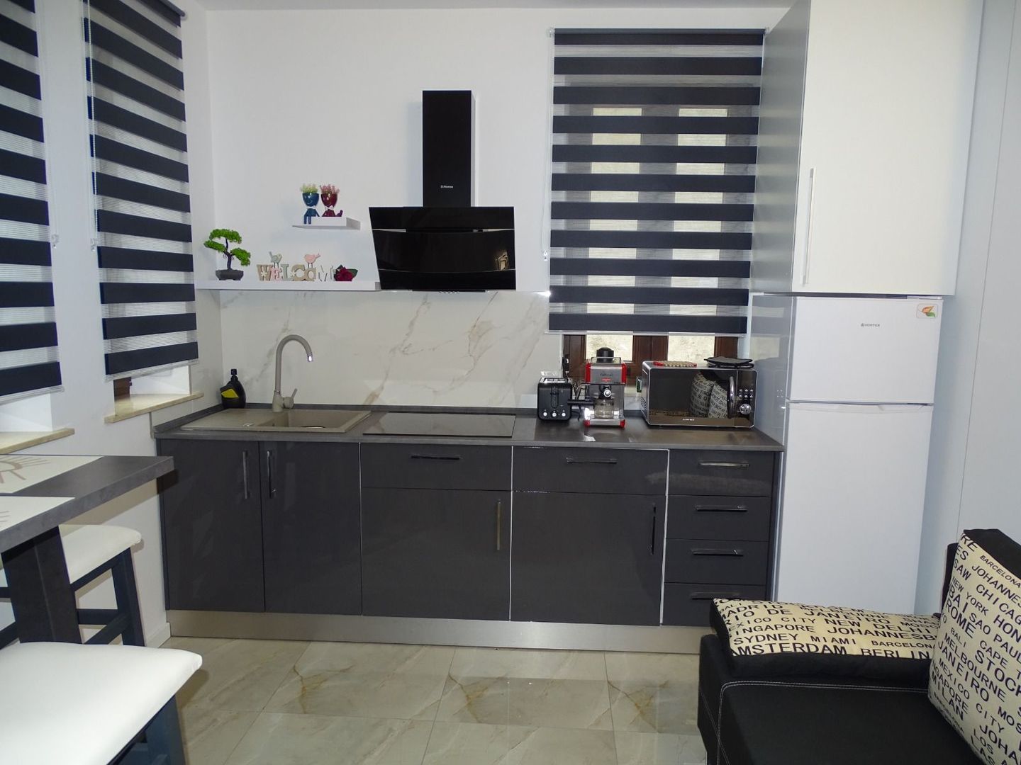 Apartament de închiriat, zonă centrală - Poză 7