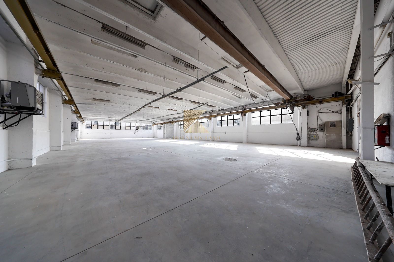 Hală Industrială de Vânzare în Parcul Industrial Tohan, Zărnești - Poză 2