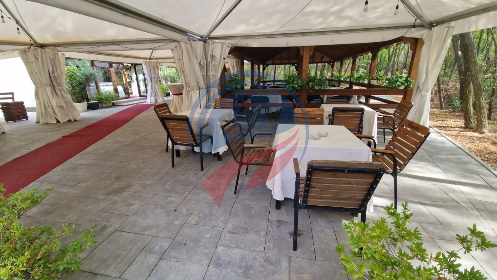 RESTAURANT / SALĂ EVENIMENTE – FILIAȘI | 2.000 MP UTILI | 2.200 MP TEREN - Poză 9