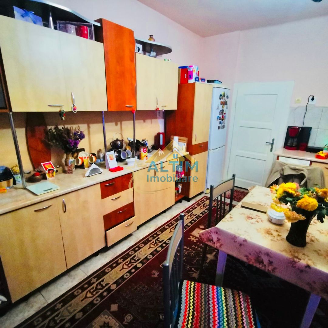 Casă de vânzare in Brașov, Stupini, 4 camere si teren de 1891mp - Poză 7