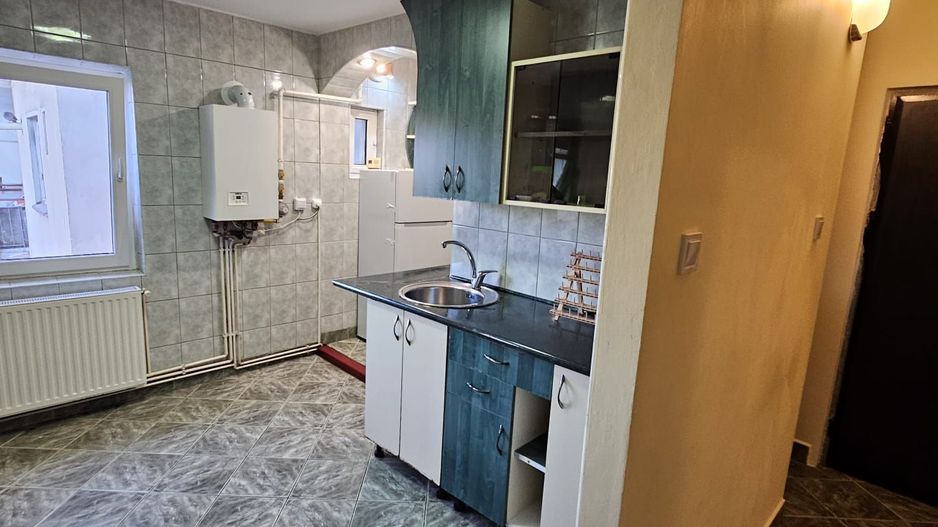 2 camere - Poză 4