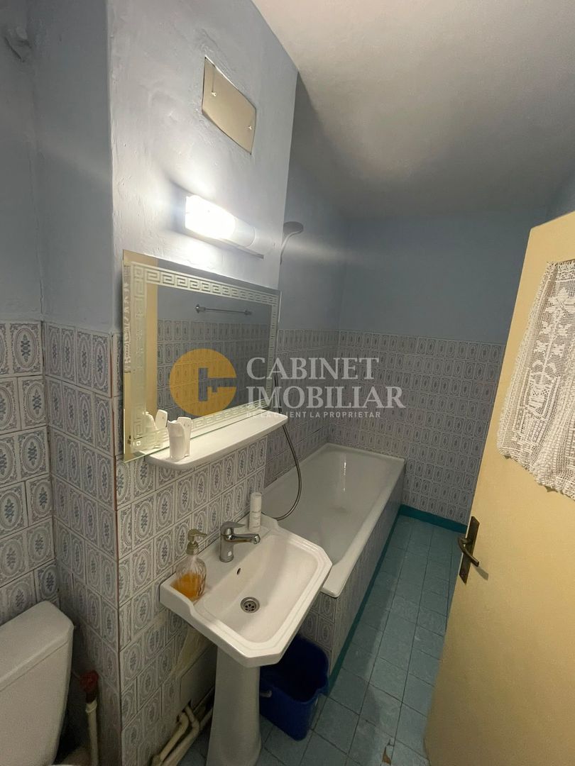 APARTAMENT 3 CAMERE - PODUL DE FIER decomandat - Poză 6
