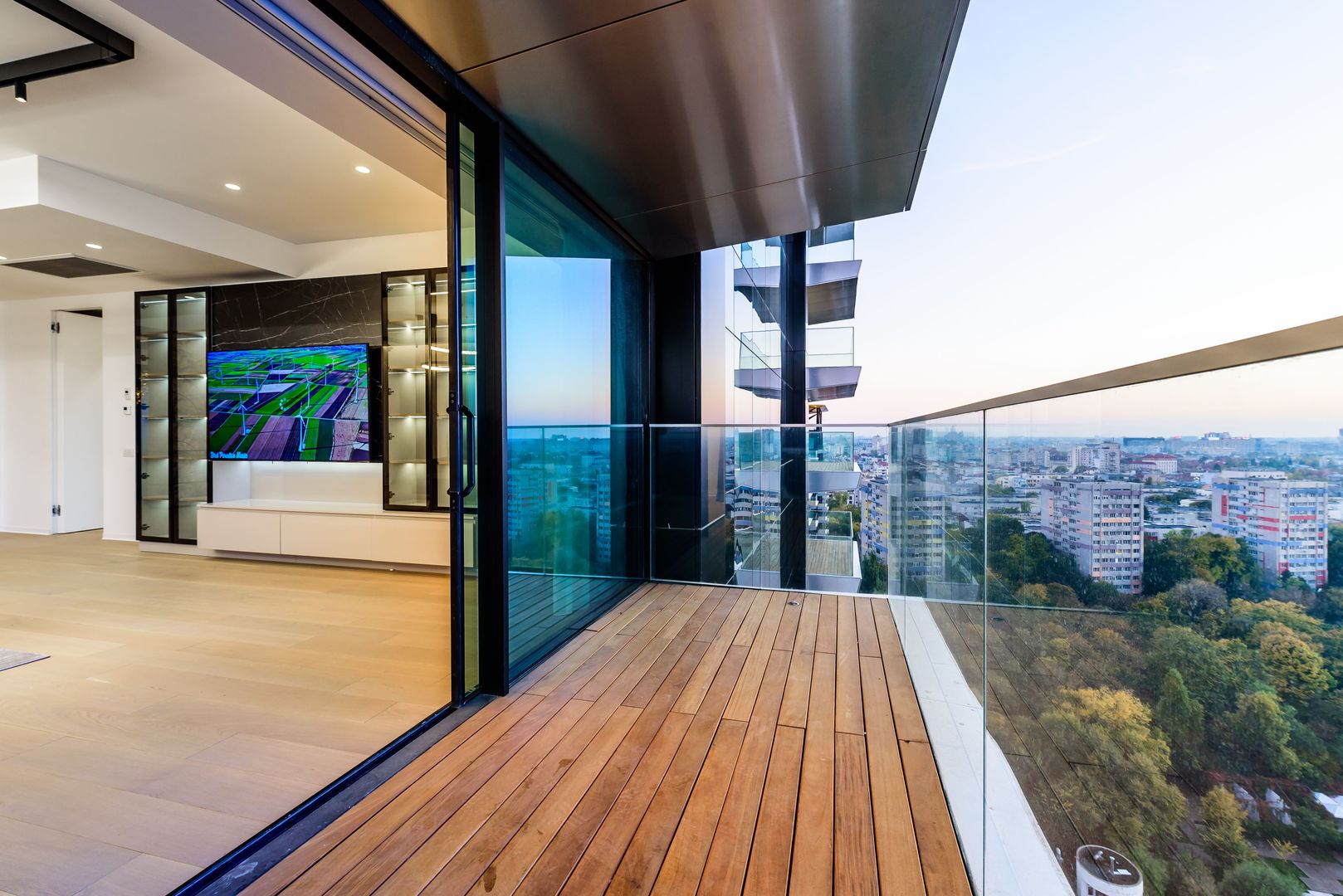 Apartament spațios de 5 camere în zonă exclusivistă, perfect pentru familie - Poză 22