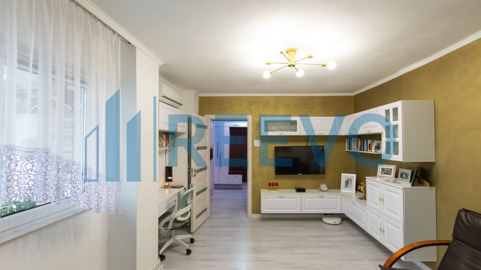 Apartament 2 camere, decomandat, et. 2, Mioriței - Poză 4