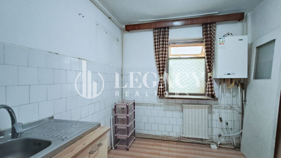 3 camere, decomandat, str. Neculau nr. 8 Păcurari-Petru Poni - Poză 9