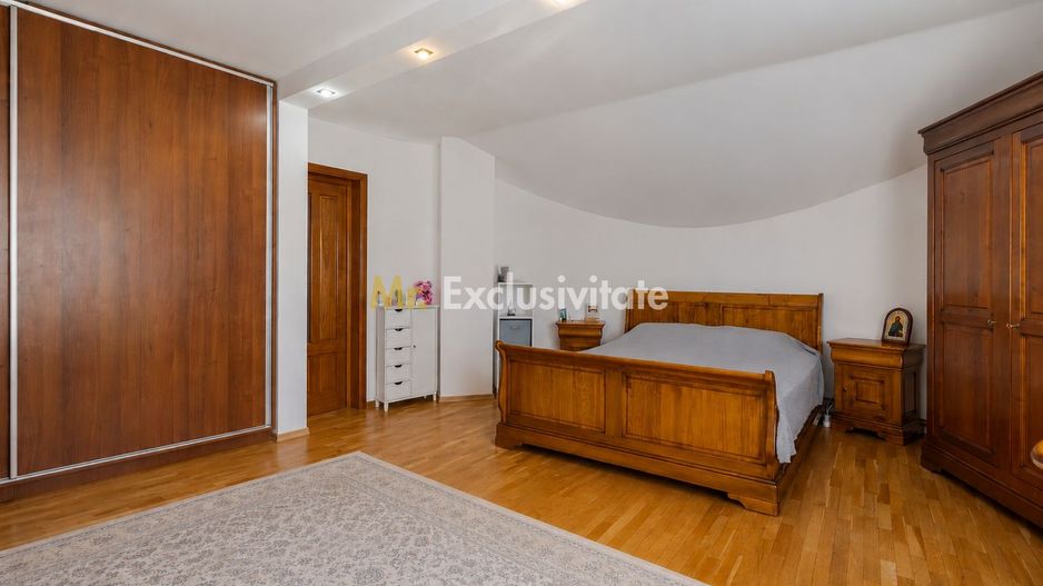 Vilă individuală cu 5 camere, piscină și curte generoasă | Mogoșoaia - Poză 17