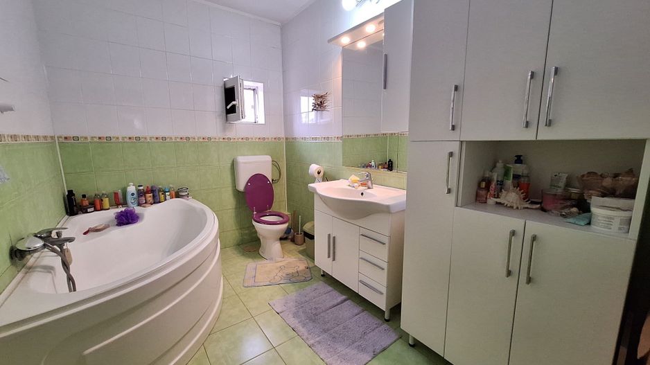 Superba Vilă 5 Camere Cartier Roșu Militari - Poză 6