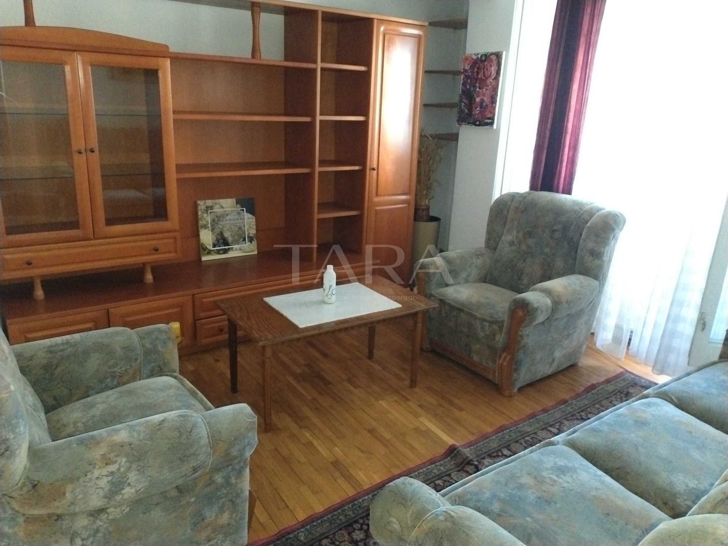 Apartament spațios, central, ideal pentru familie sau investiție! - Poză 1